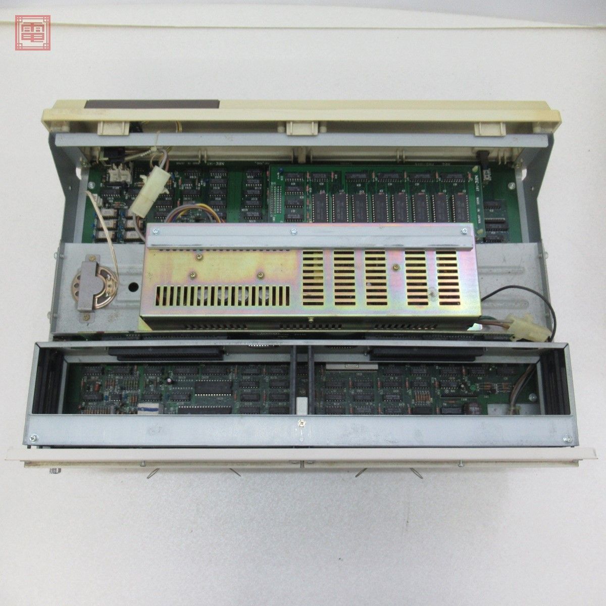 NEC PC-8801 本体+キーボード PC88 レトロPC 日本電気 現状品 NEC PC-8801 本体+キーボード PC88 レトロPC 日本電気 現状品
