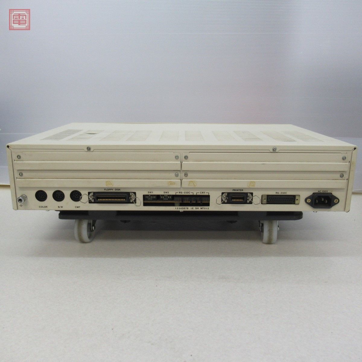 NEC PC-8801 本体+キーボード PC88 レトロPC 日本電気 現状品 NEC PC-8801 本体+キーボード PC88 レトロPC 日本電気 現状品