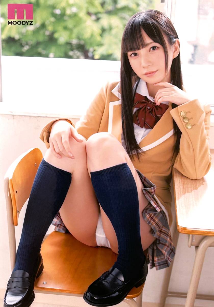 AV女優　制服 アマゾン