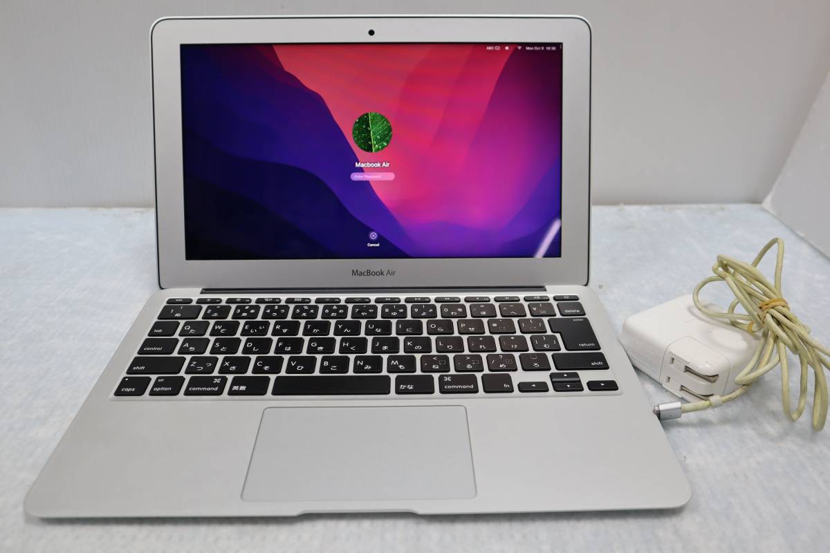 E4916 Y Apple MacBook Air(11-inch Early 2015) A1465 Core i5(5250U)/1.6GHz RAM:4GB/SSD:128GB Monterey 認証済　動作品・充電器付き_画像1