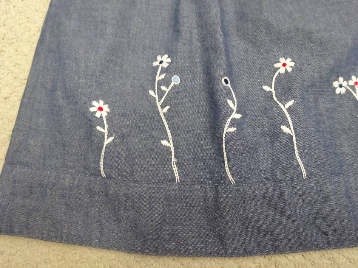 familiar ファミリア★刺繍が可愛い 花型ボタン袖なしワンピース ジャンパースカート 美品 110cm_画像4