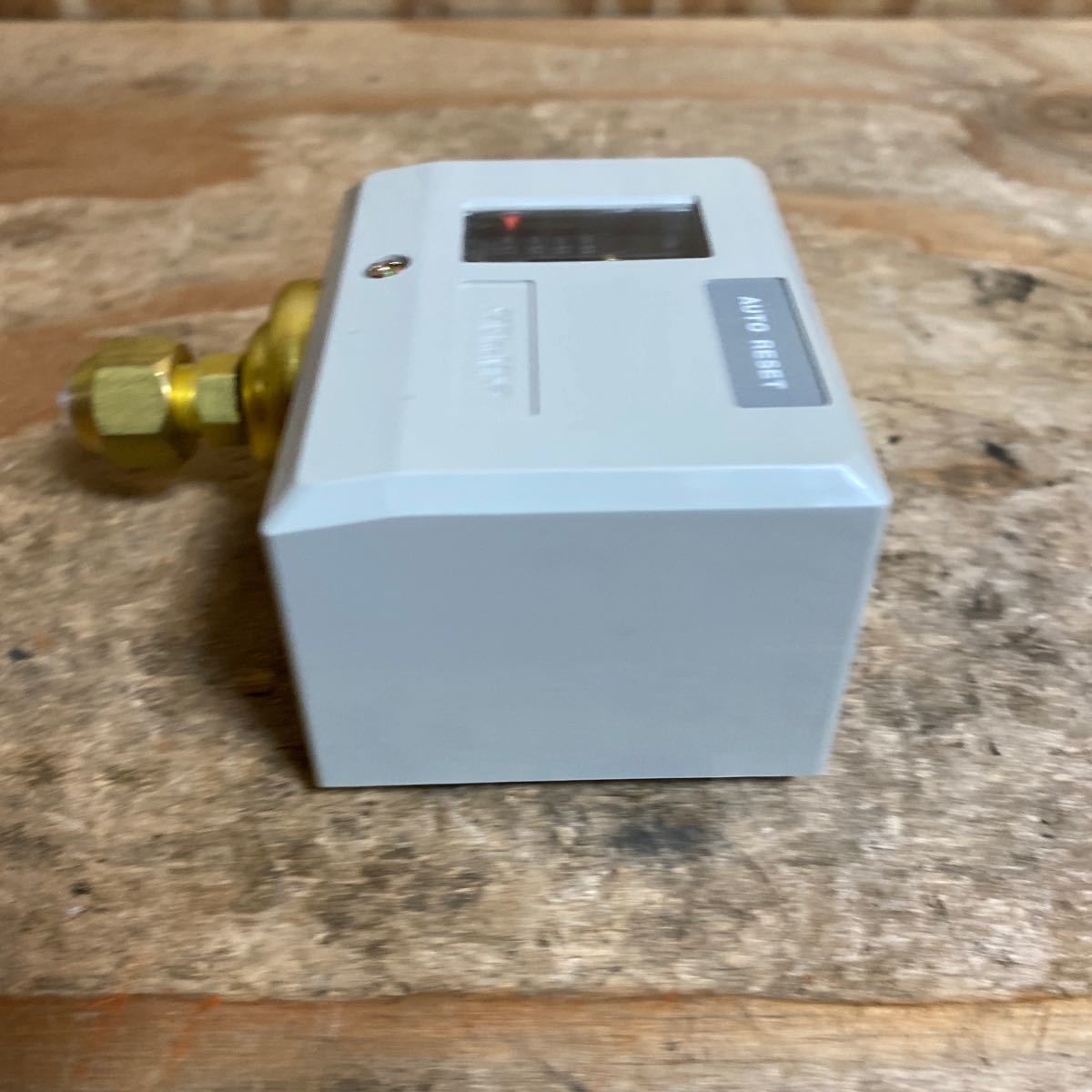  не использовался товар *.. завод SAGInoMIYA давление переключатель PRESSURE CONTROLS SNS-C106 -0.06~0.6MPa* стоимость доставки 520*re+