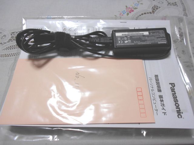 ★工場出荷状態＋ほぼ美品＋DVD＋Win11＋アプリ★ Panasonic Let's note CF-SZ6 Core i5/8GB/SSD256GB/Windows11 Pro/Office2021 NO,1101_画像10