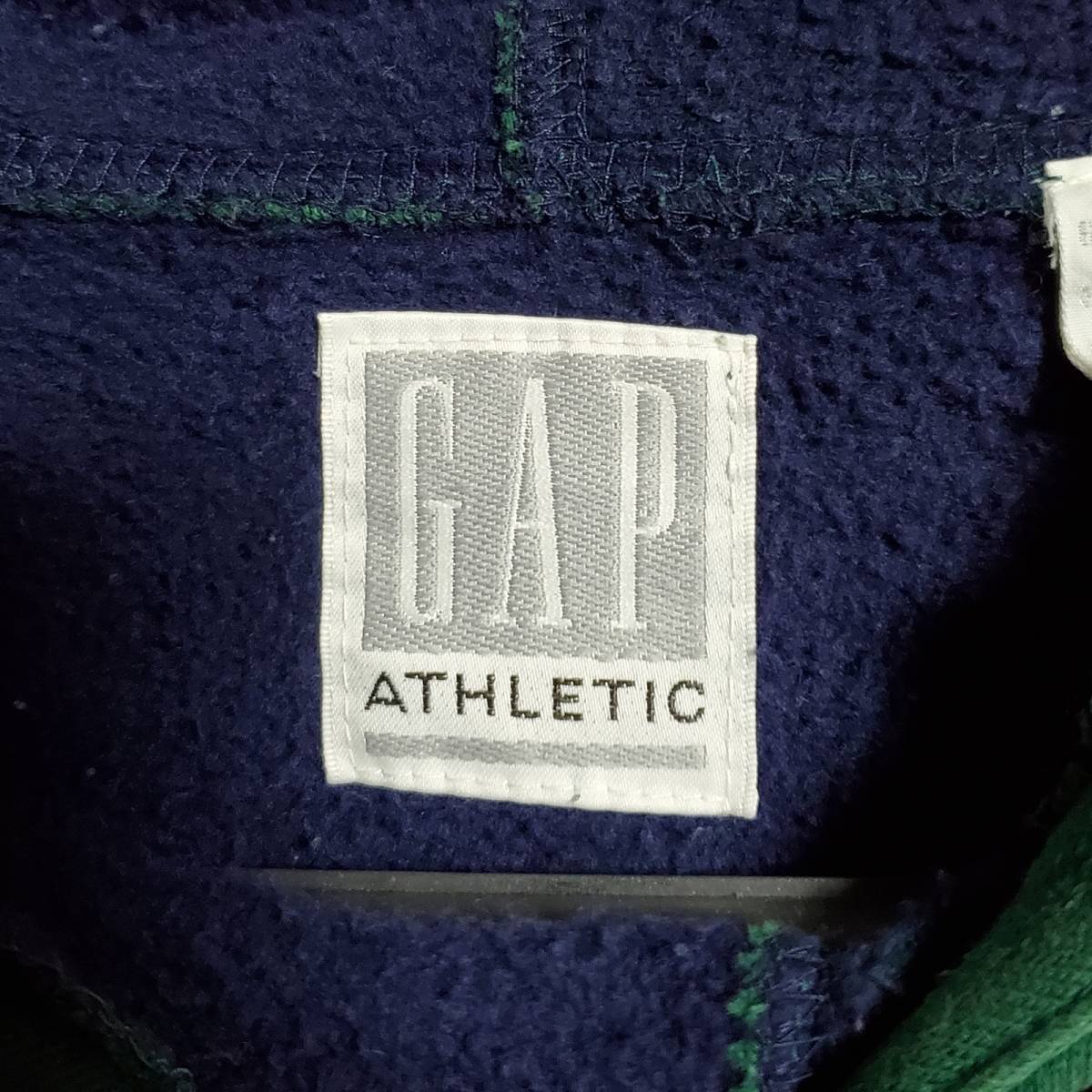 [90S cleaning settled ] GAP ATHLETIC Old Gap OLD GAP sweat parka f-ti- green green embroidery Vintage 