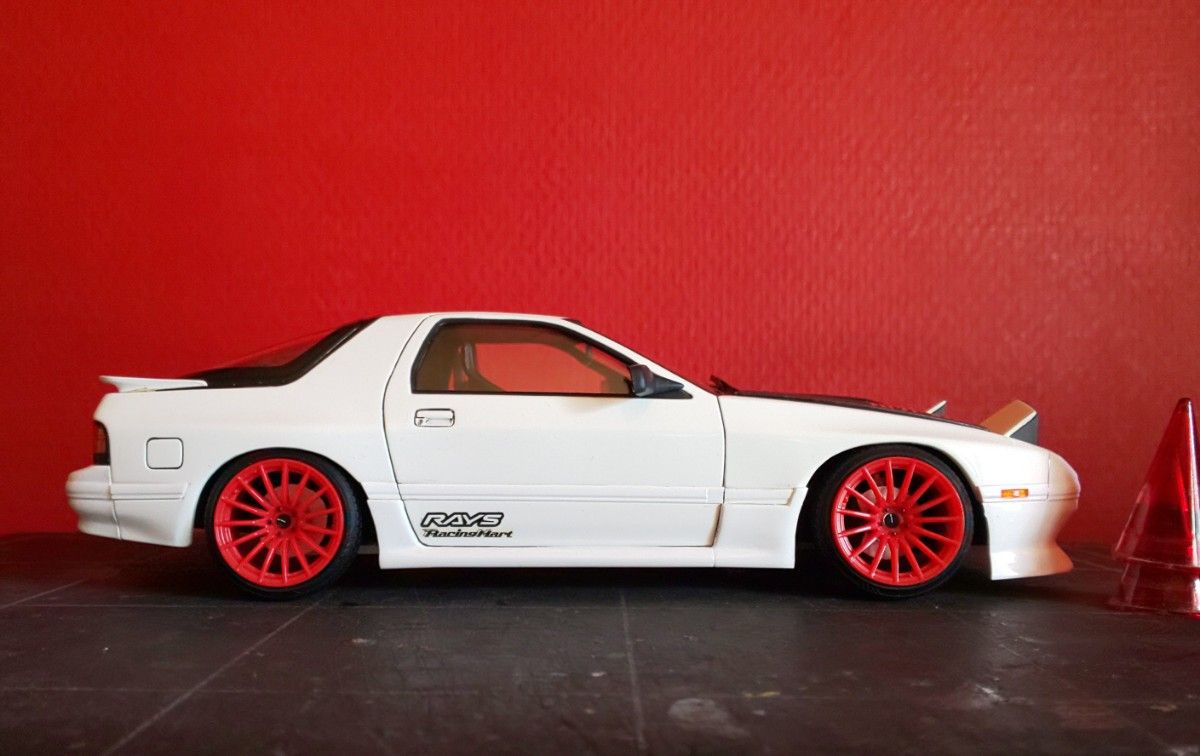 アオシマ mazda RX-7 FC3S 頭文字D 高橋涼介 drift 完成品