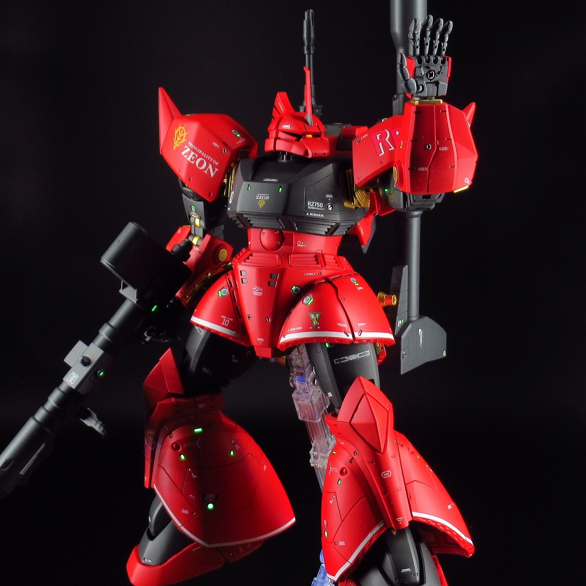 MG 1/100 MS-14B ジョニー・ライデン専用ゲルググ（Ver.2.0）【塗装済完成品】＜機動戦士ガンダムMSV＞　プレミアムバンダイ限定_画像5