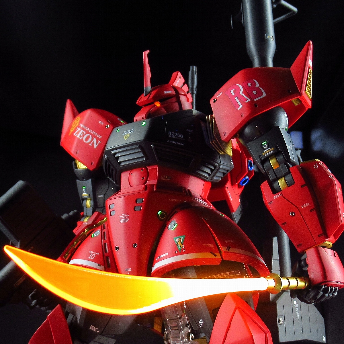 MG 1/100 MS-14B ジョニー・ライデン専用ゲルググ（Ver.2.0）【塗装済完成品】＜機動戦士ガンダムMSV＞　プレミアムバンダイ限定_画像8