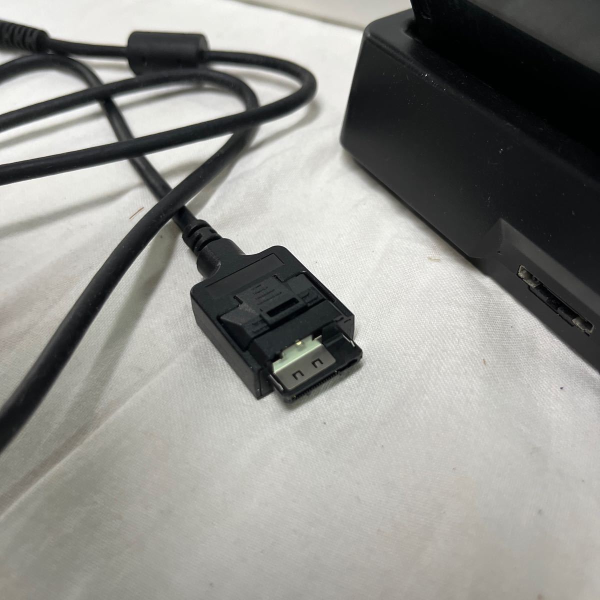 【ジャンク品】au ケータイ電話 SH009 黒 パカパカ ミッドナイトブラック 通電不可 卓上ホルダ付き 部品取り 現状販売品 [OTFM-258_画像7