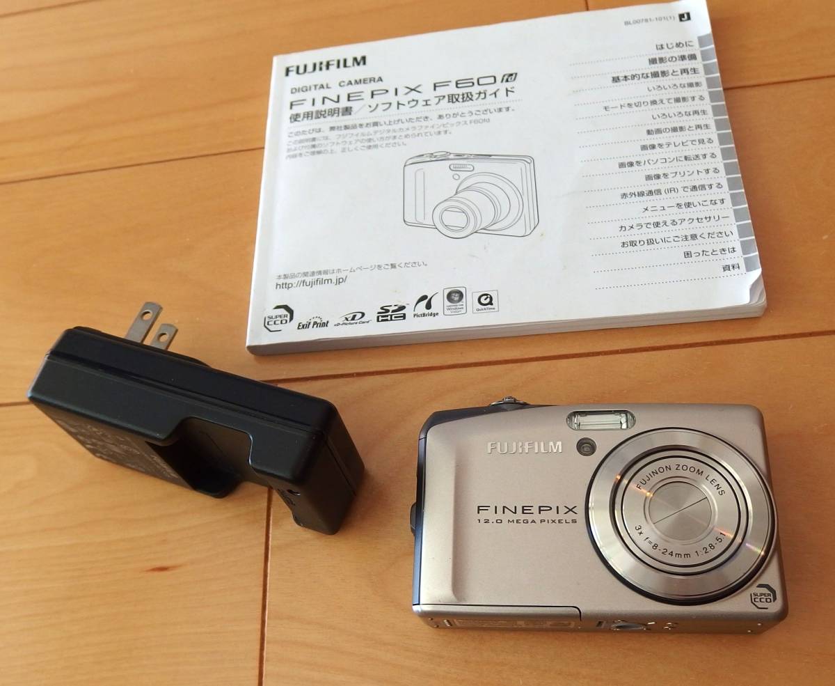 【ジャンク】FUJIFILM FINEPIX F60fd デジタルカメラ 12.0 MEGA PIXELS 富士フィルム FUJINON ZOOM LENS F:1.8-5.1 _画像1