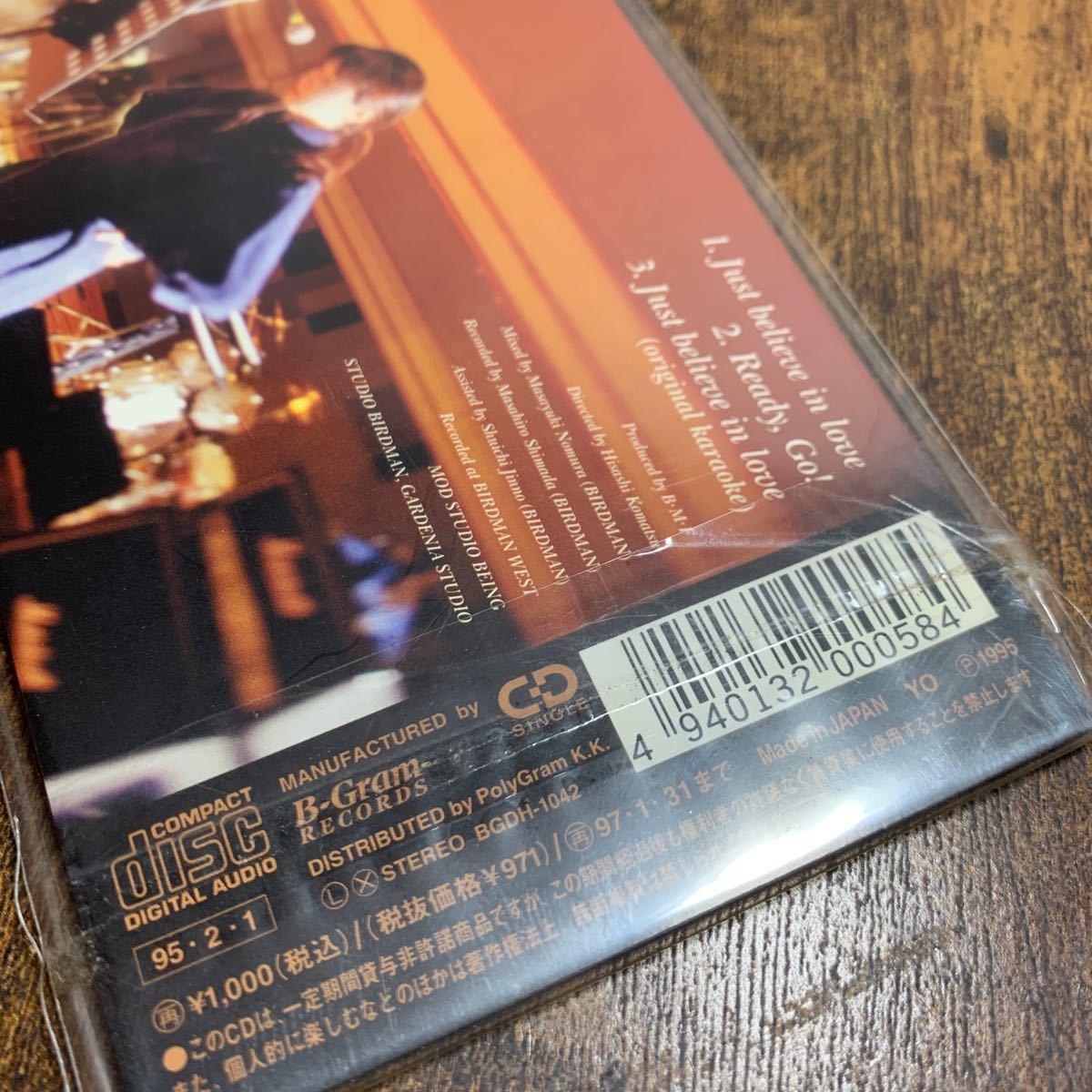 当時盤新品●8cm旧規格●ZARD『Just believe in love/Ready,Go!』CDシングル【1000円表記】タイアップシール付葉書付_画像4