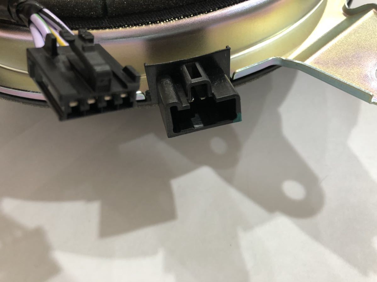 Bibian 比比昂 - 0513 トヨタ 純正 JBL リアゲート トランク Bibian 比比昂 - 0513 トヨタ 純正 JBL リアゲート トランク