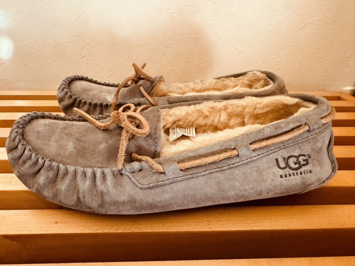 UGG DAKOTA US5_画像1