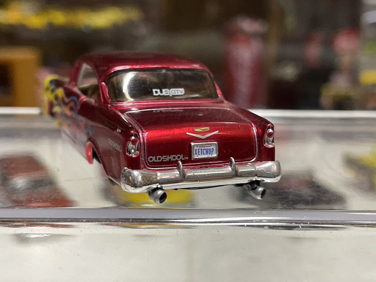 JadaToys DUB CITYシリーズ、1/64スケールダイキャストミニカー1956年シボレー・ベルエア_画像4