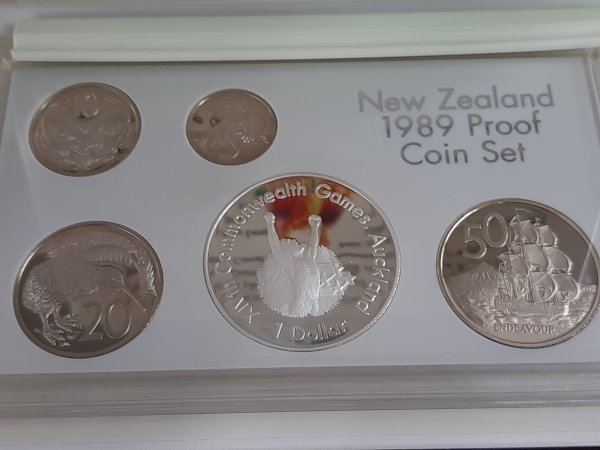 UNS780　世界のコイン　記念硬貨　おまとめ　ソウルオリンピック　ニュージーランド　天皇陛下即位　10ドル　銀925　5ドル銀　500　など_画像3
