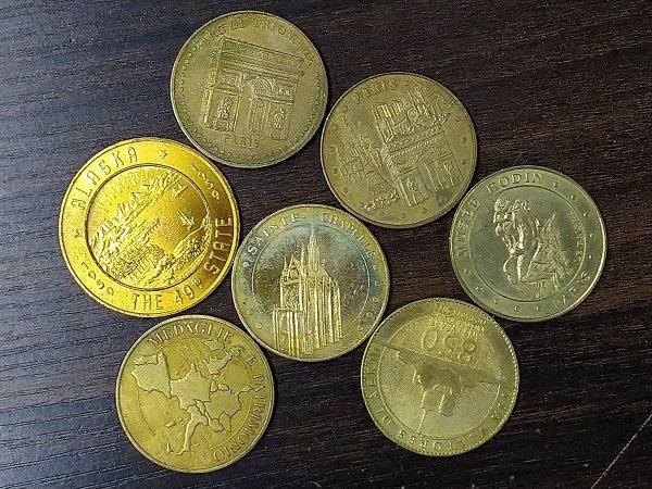 KNS48　世界のコイン　メダル　シンガポール　東京府メダル　イギリス エリザベス女王 など　おまとめ_画像6