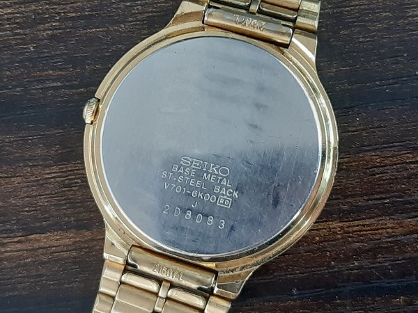 UNFO36　ジャンク品　時計　腕時計　部品取りに　メンズ　レデイース　SEIKOセイコー　バーバリー　など　おまとめ_画像5