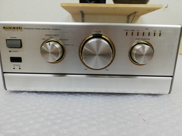 △5342　　オーディオ機器　プリメインアンプ　ONKYO A-922M　オンキョー10W5J0_画像1