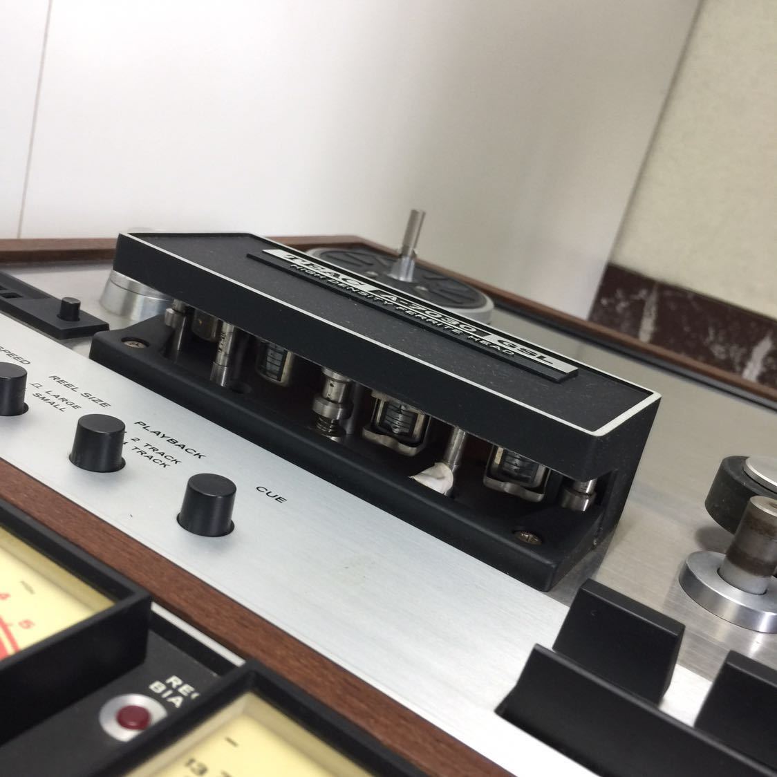 操作已確認/ TEAC / TEAC / 2軌道2通道/開放式捲軸甲板/ A-7030/1磁帶·空捲軸組（666） 原文:動作確認済み / TEAC / ティアック / 2トラック 2チャンネル / オープンリールデッキ / A-7030 / テープ１本・空リールセット　　（666）