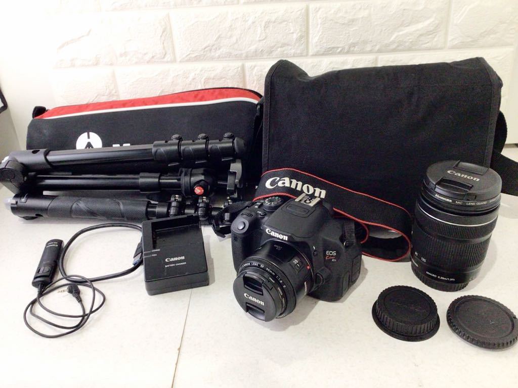 Canon デジタル一眼レフカメラ EOS Kiss X7i DS126431 レンズ 三脚 ケース 一式 デジカメ 50mm EFS 18-135mm Manfrotto MKBFR1A4B-BH_画像1