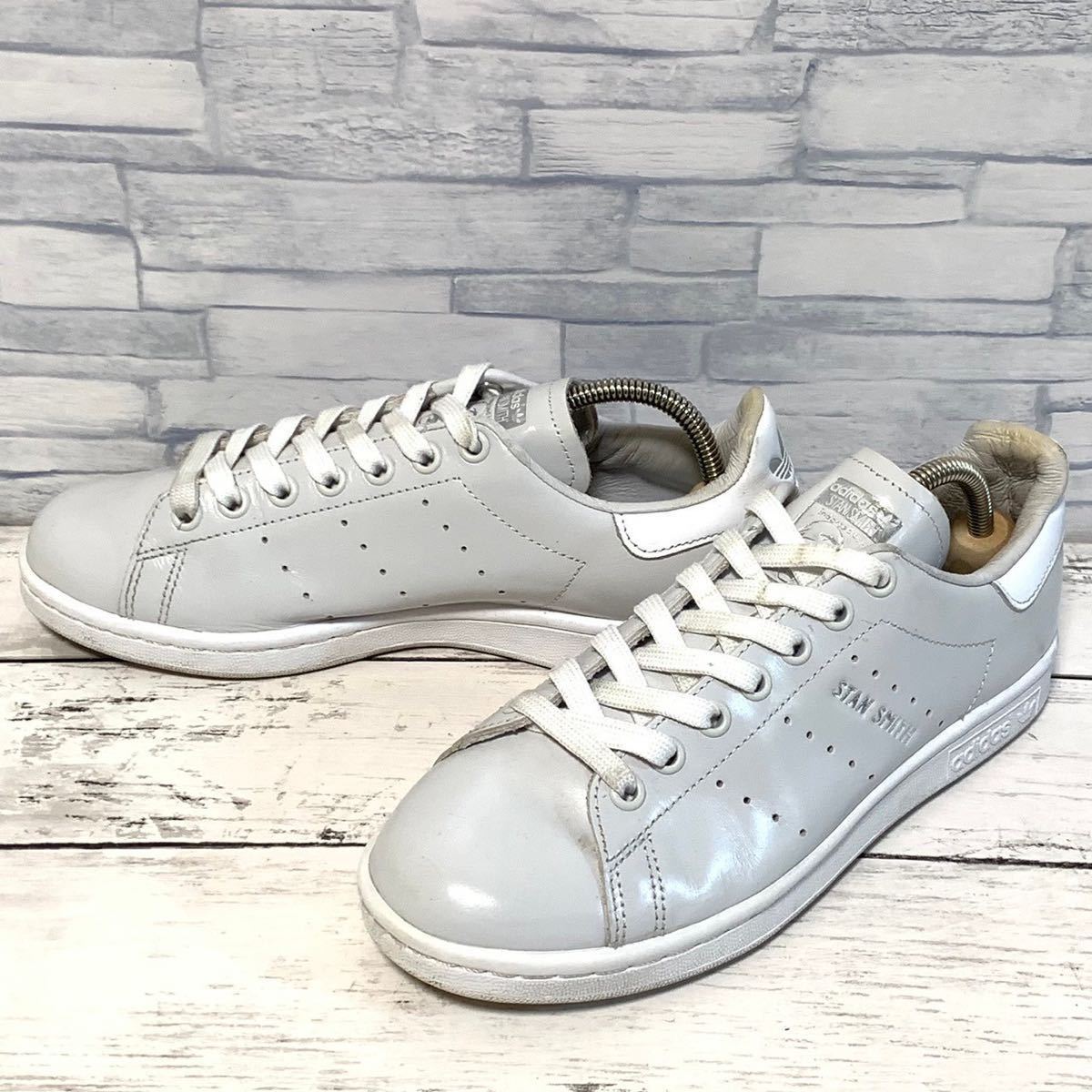 R4873bh【adidas x BEAUTY&YOUTH アディダス ビューティアンドユース】23.5㎝ スニーカー グレー×ホワイト レディース シューズ ロー_画像1