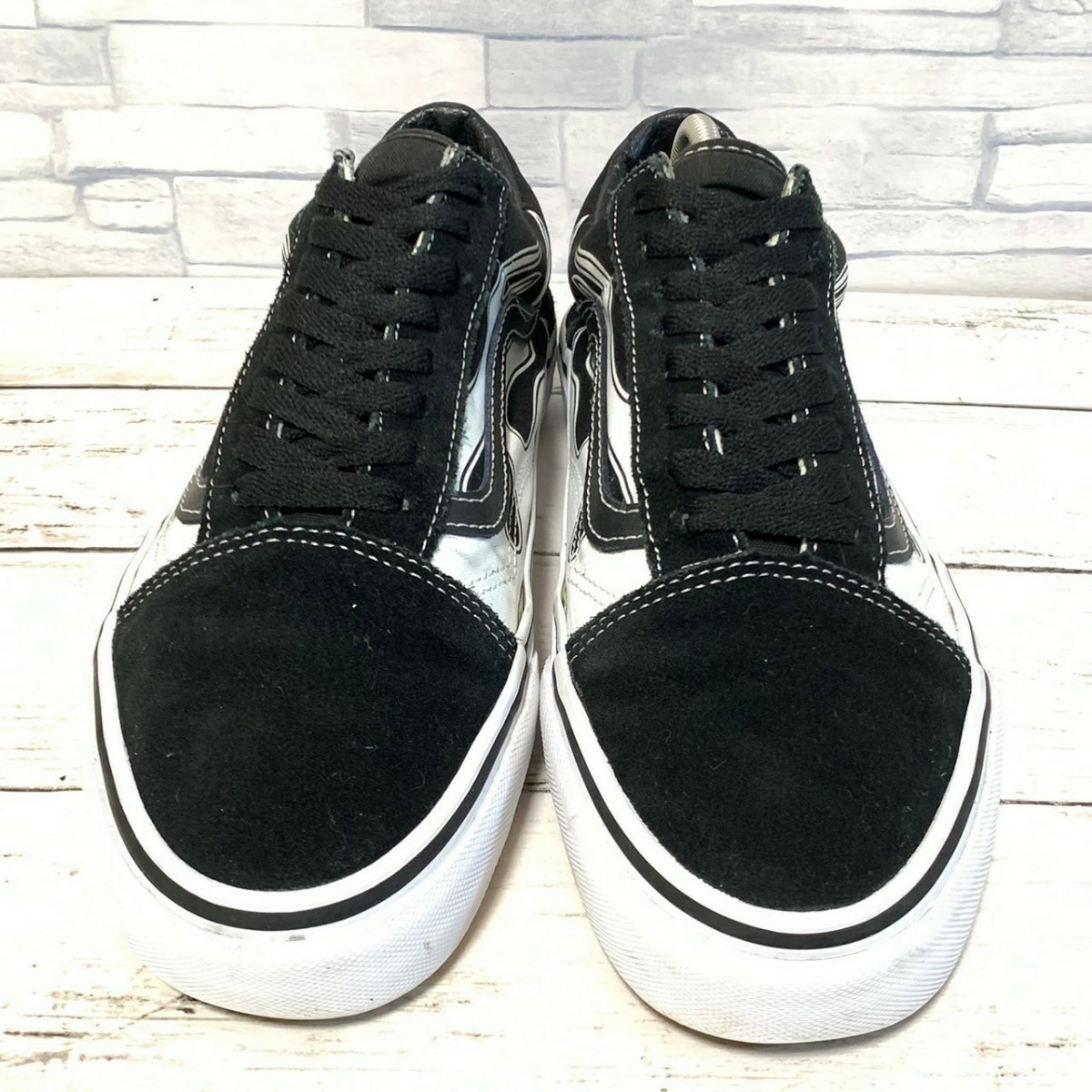 R4981bE VANS バンズ スニーカー ブラック×ホワイト サイズ26.5cm メンズ OLD SKOOL FLAME オールドスクールフレーム ヴァンズ ローカットの画像4