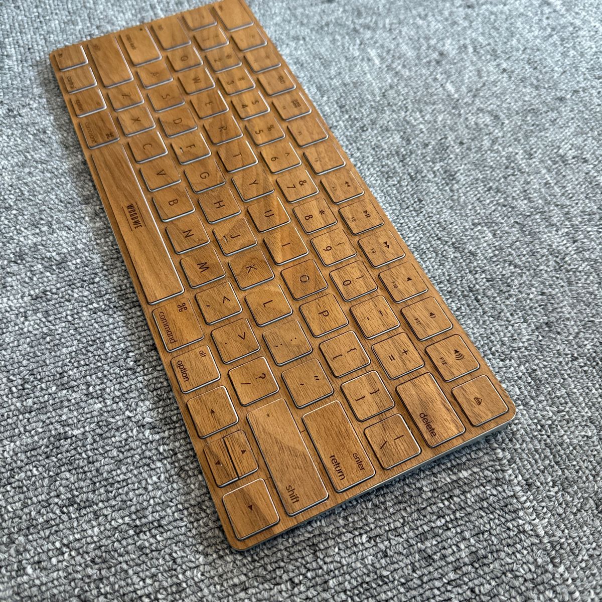 Apple magic Keyboard 木製カスタマイズ　Grovemadeキーボードトレイ　Woodwe スキン