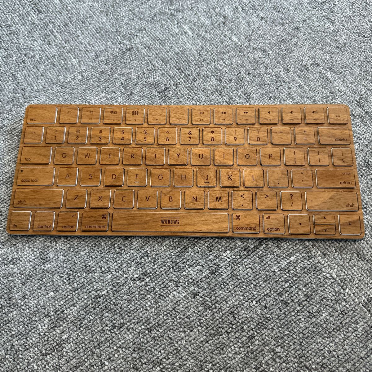 Apple magic Keyboard 木製カスタマイズ　Grovemadeキーボードトレイ　Woodwe スキン