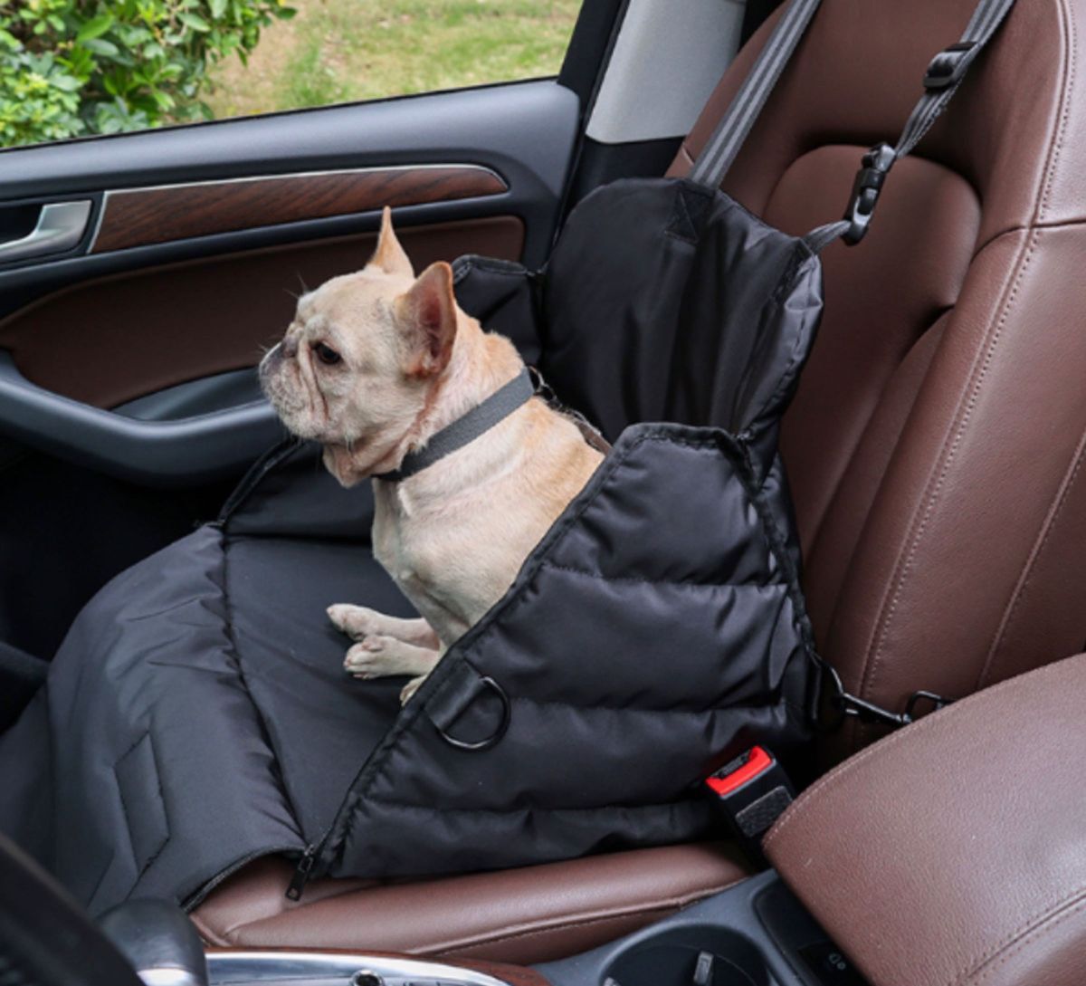 ペットのお出かけ用カーシートクッション　キャリーバッグ ボックス ペット 車 汚れ防止　犬用車用安全シート　小型～中型犬