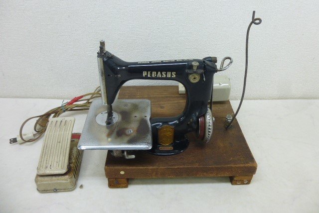 9656* Showa Retro Pegasus sewing machine Pegasus DH-2 that 1*