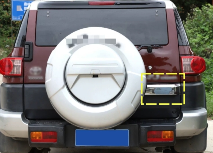 FJクルーザー　GSJ15W型 トランク リア テール ゲート ハンドルカバー　外装メッキガーニッシュ　 2006－2020年_画像7