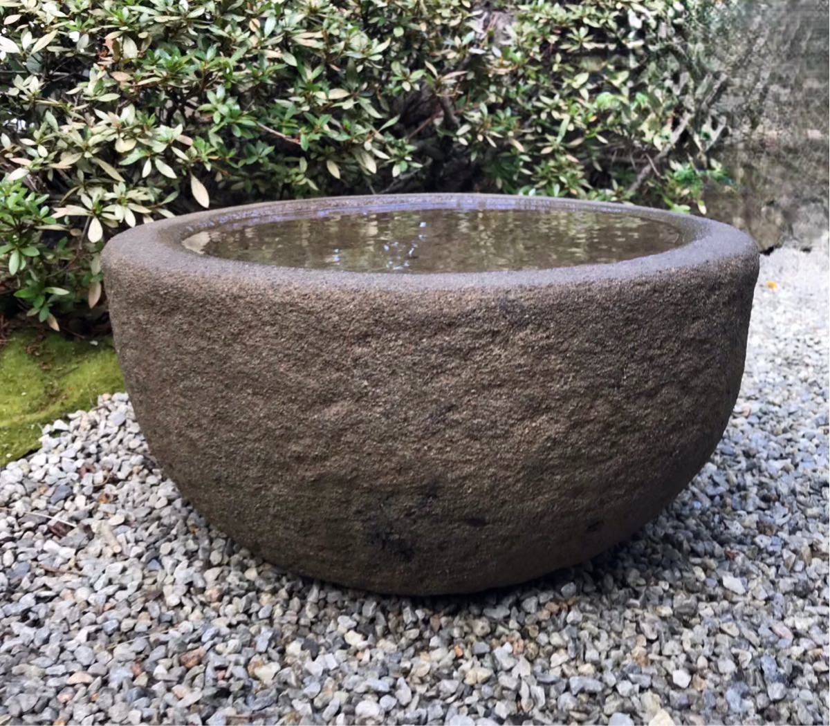  old .. old fine art antique ornament structure . tea garden tsubo garden box garden [ round water pot *.* hand water pot * stone pot ] objet d'art terrace gardening natural stone bonsai orchid fields and mountains grass garden stone other 