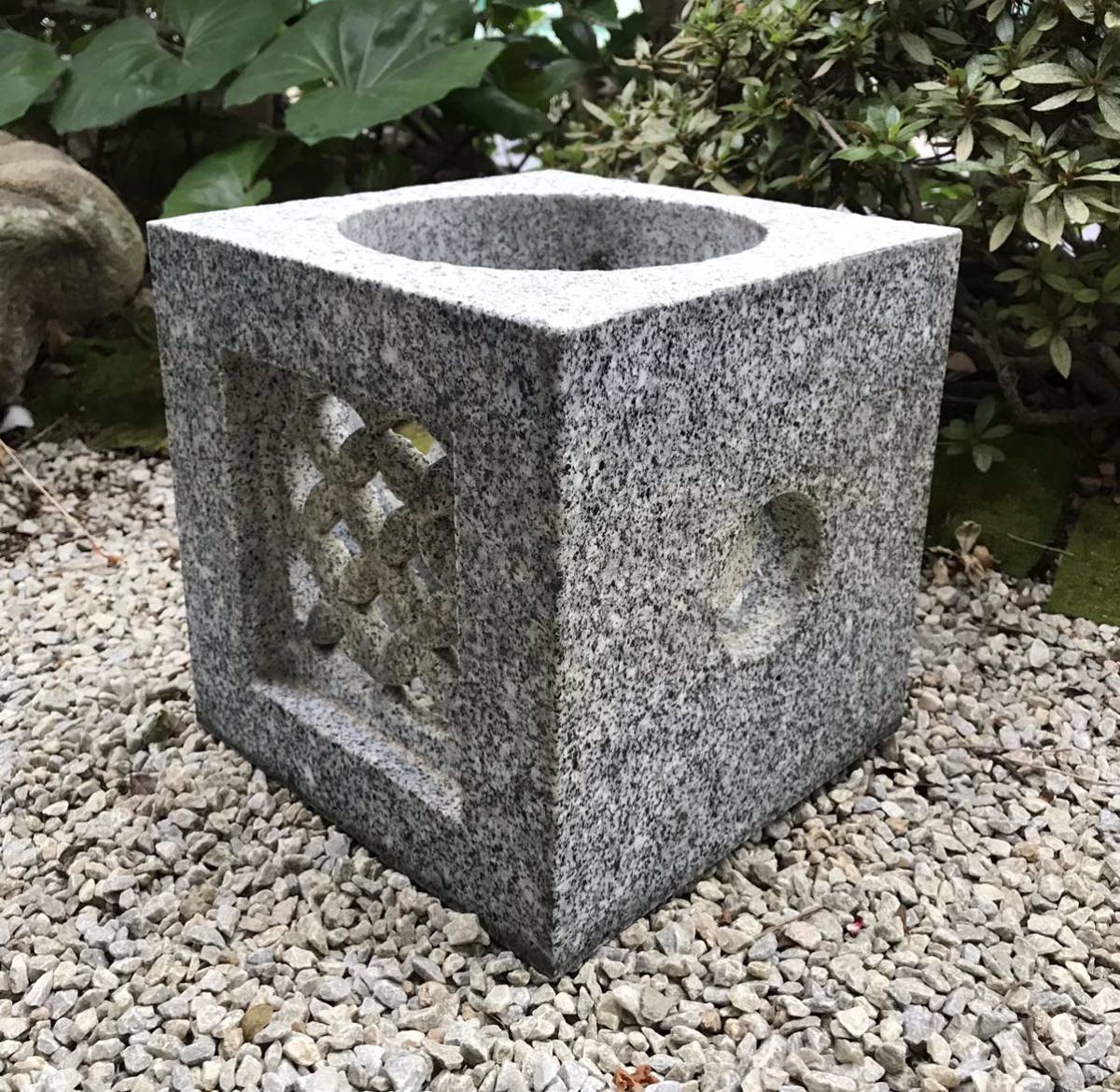  old .. construction miscellaneous goods stone material structure . material tool old fine art antique stone . objet d'art gardening stone structure sculpture [.. stone four rectangle fire sack ] tsubo garden water pot . bonsai tray stone suiseki st shop on fields and mountains grass other 