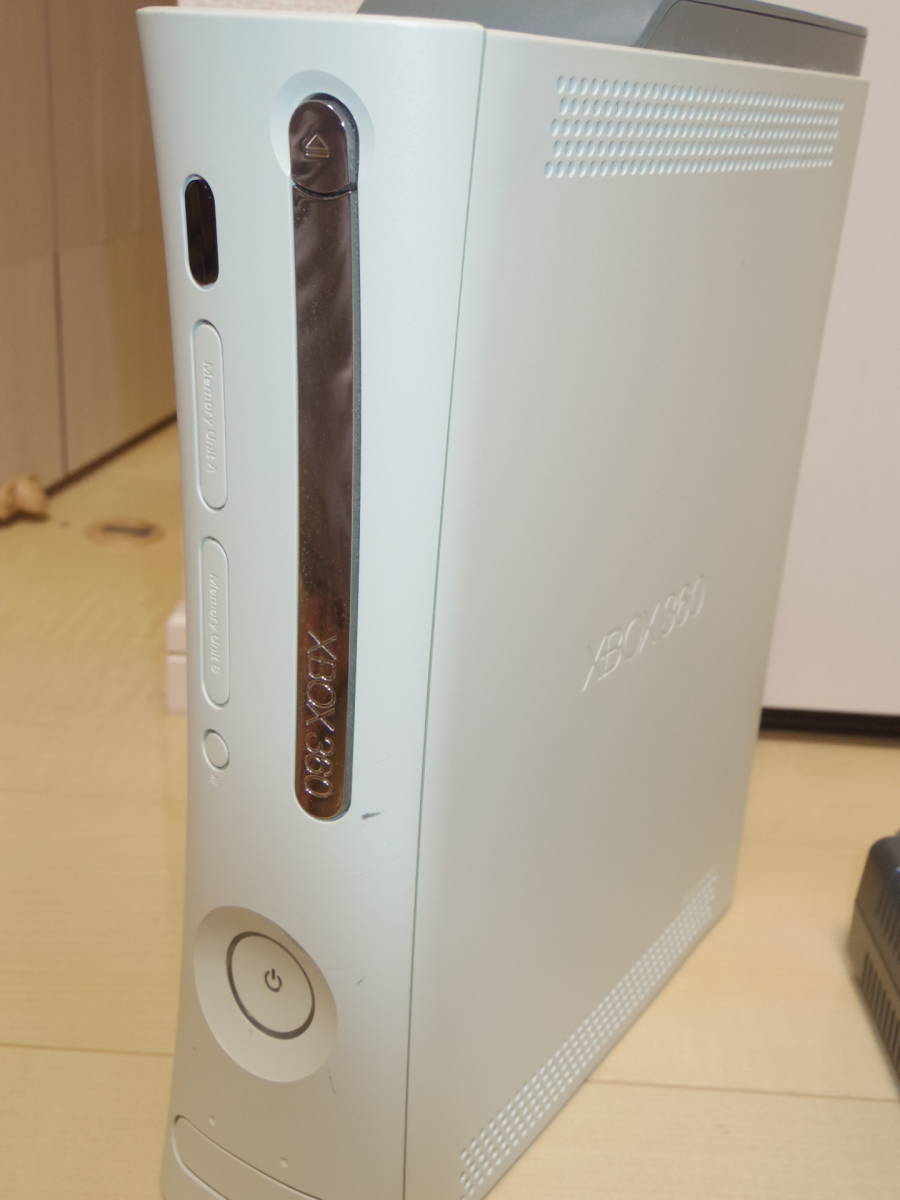 Xbox360本体(HDMI端子搭載版)_全体的に汚れ、使用感有り。