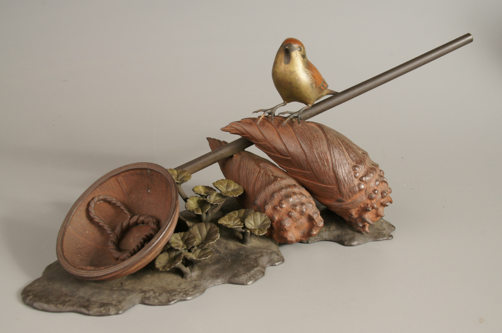 古董收藏品★280作者的黃銅支架銅製竹子竹子慢跑棒鼓舞人心的神器藝術品    原文:骨董収集品★その280　作家物　真鍮台　銅製置物　筍　鍬　雀　在銘品　彫金細工　オブジェ