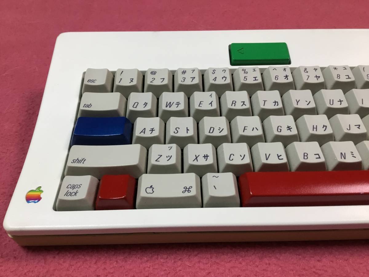 ベネトンカラー　Apple Keyboard ケーブル　付き_画像1