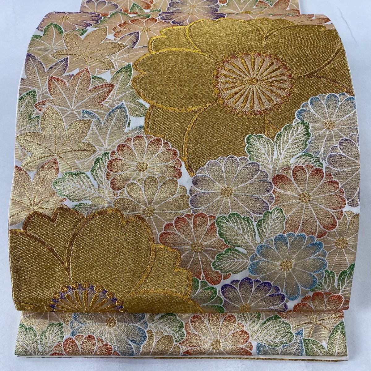 人気の春夏 秀品 袋帯 桜 【中古】 正絹 六通 金色 箔 金糸 菊 仕立て