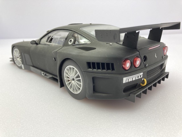 京商 1/18 Ferrari 575GTC Evoluzione 2005 ブラック 08392A ※まとめて取引・同梱不可 [30-6901]_画像3