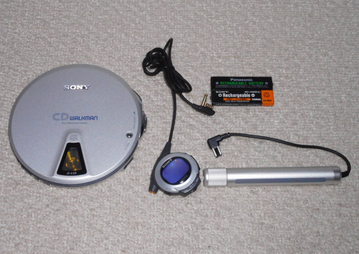 SONY CD WALKMAN 「D-E01」作動品 ポータブルCDプレーヤー CDウォークマン ソニー_画像1