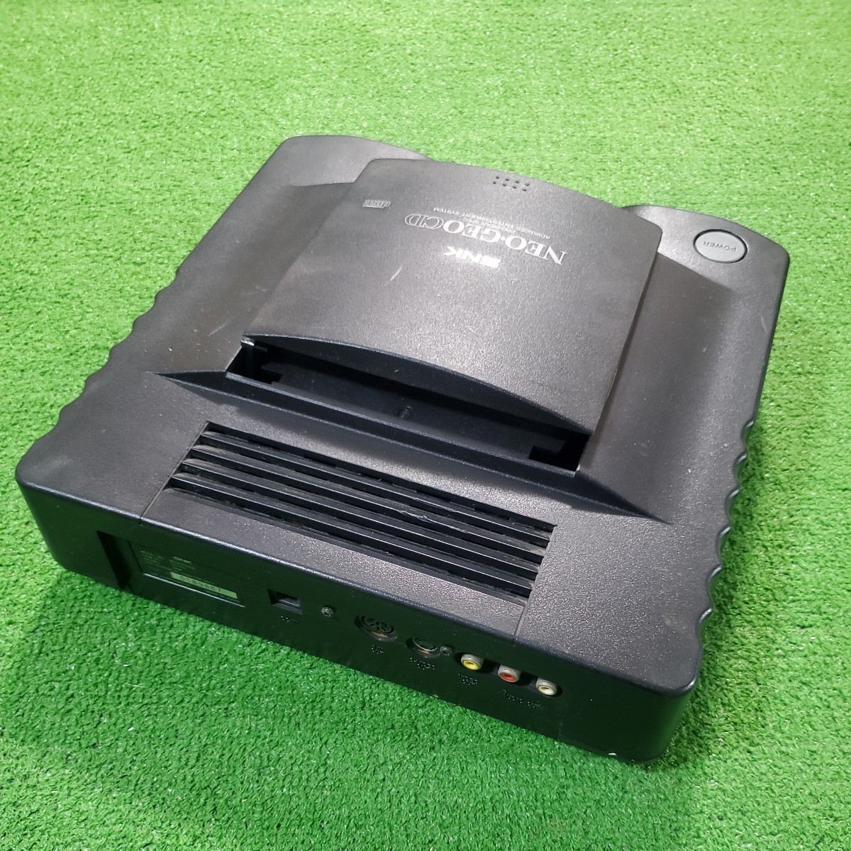 SNK NEOGEO-CD NEO-GEO ネオジオCD 本体 CD-T01 通電確認済み コントローラー 2個 コントローラ ゲーム機器 希少品 ネオジオ_画像5