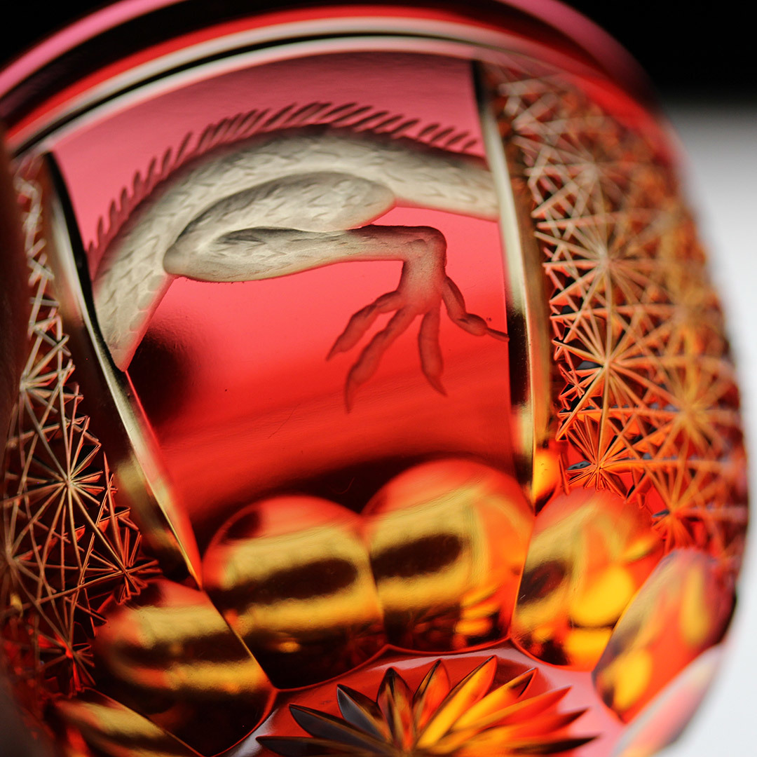 Jewel Kiriko ×花岡グラヴィール　赤龍レッドドラゴンの酒杯　琥珀金赤_画像2