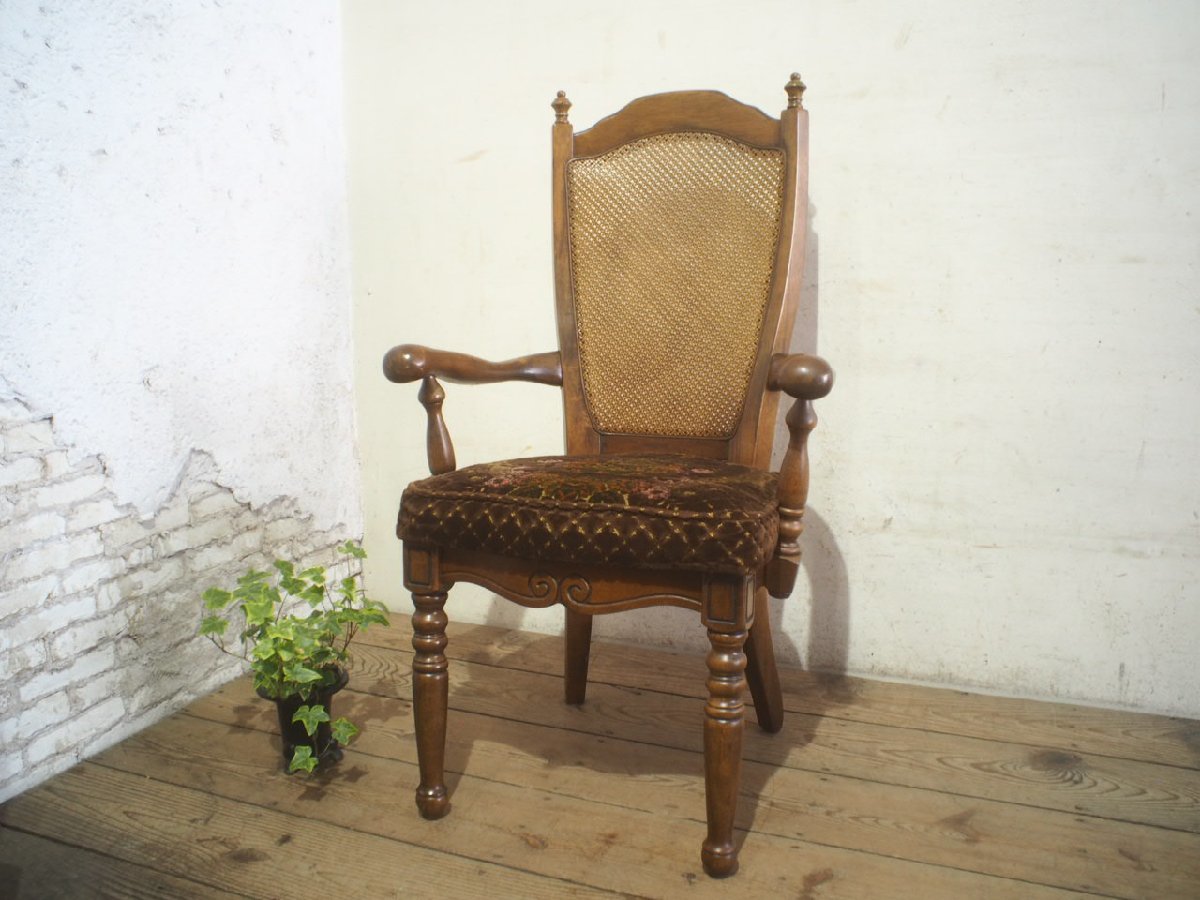 タL0590◆⑤クラシックなデザインの古い木製アームチェア◆椅子 イス カフェ 純喫茶 インテリア リビング ダイニング レトロO笹2