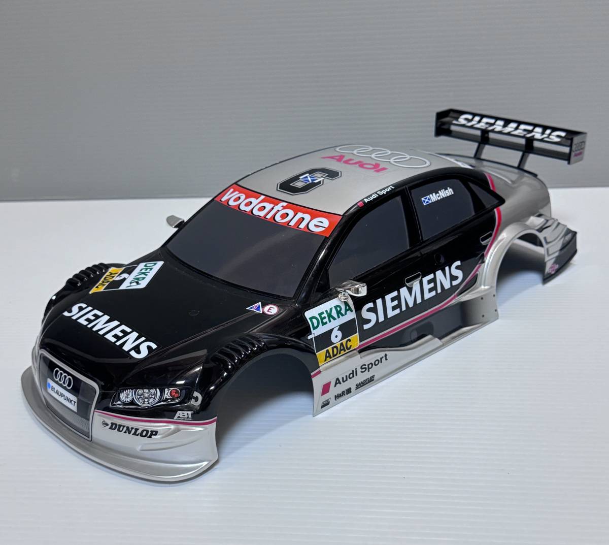 ●美品　タミヤ アウディ DTM 2005　完成ボディー_画像2