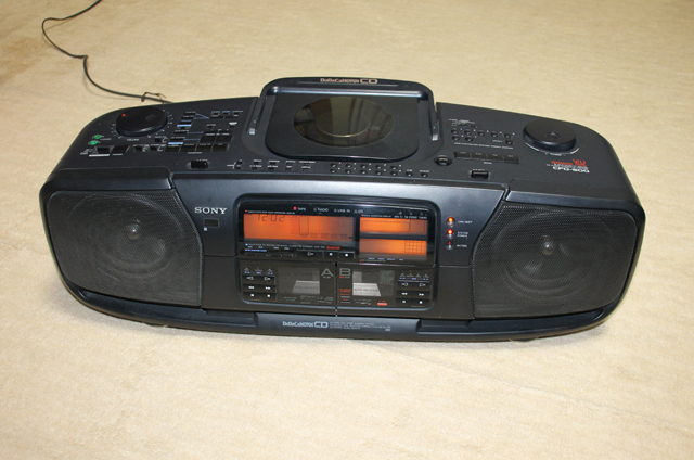 ☆ソニー SONY CFD-900 CDラジカセ ドデカホーン ステレオW ☆ソニー SONY CFD-900 CDラジカセ ドデカホーン ステレオW