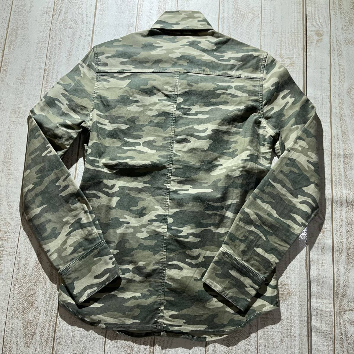 【AKM】エイケイエム ストレッチ カモフラ柄 ボタンダウンシャツ 長袖シャツ Mサイズ ARMY B.D shirts_画像8