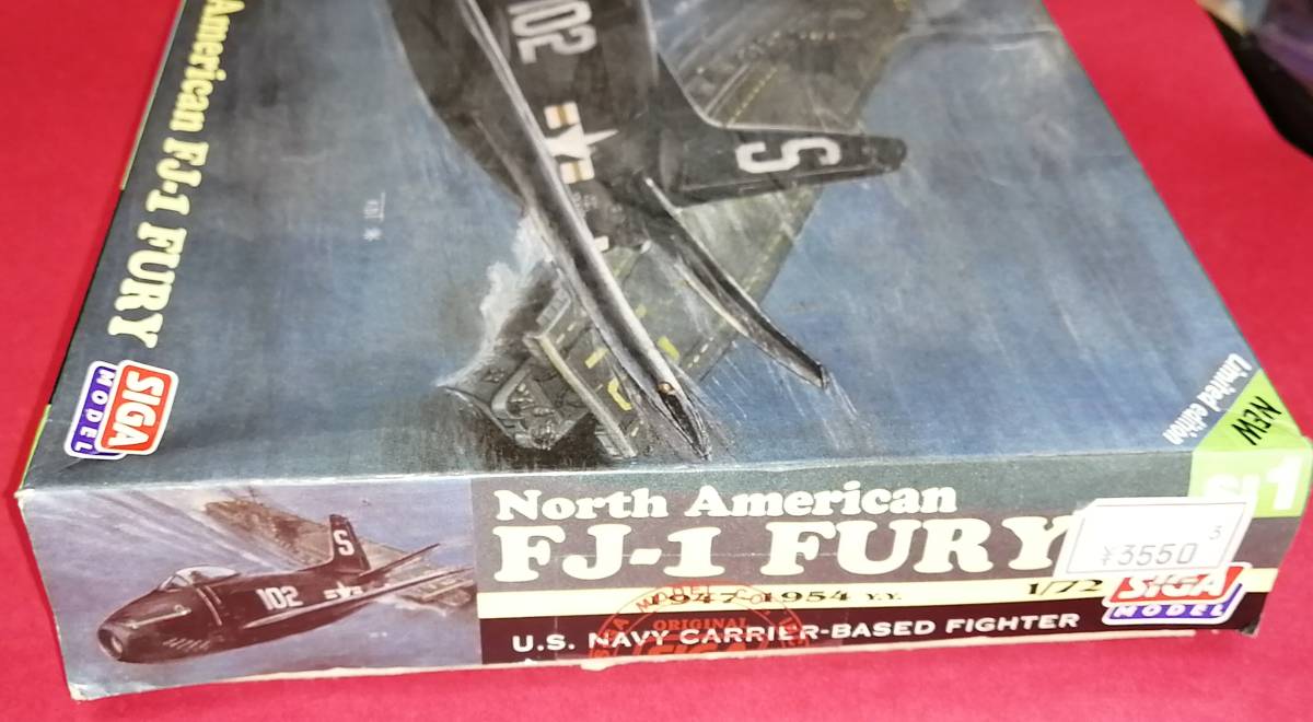 SIGA MODEL（ウクライナ製）1/72 FJ-1フューリー戦闘機　未開封　超貴重　_画像4