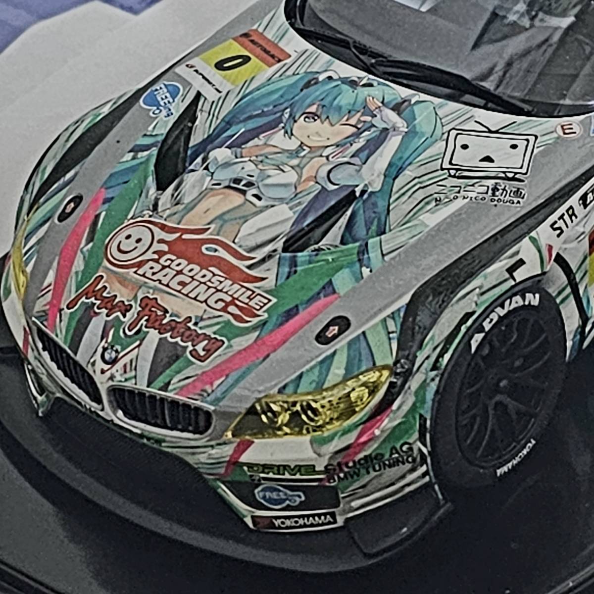 フジミ 1/24 BMW Z4 GT3 初音ミク 素人組立てジャンク品_デカールズレ・シワなどあります