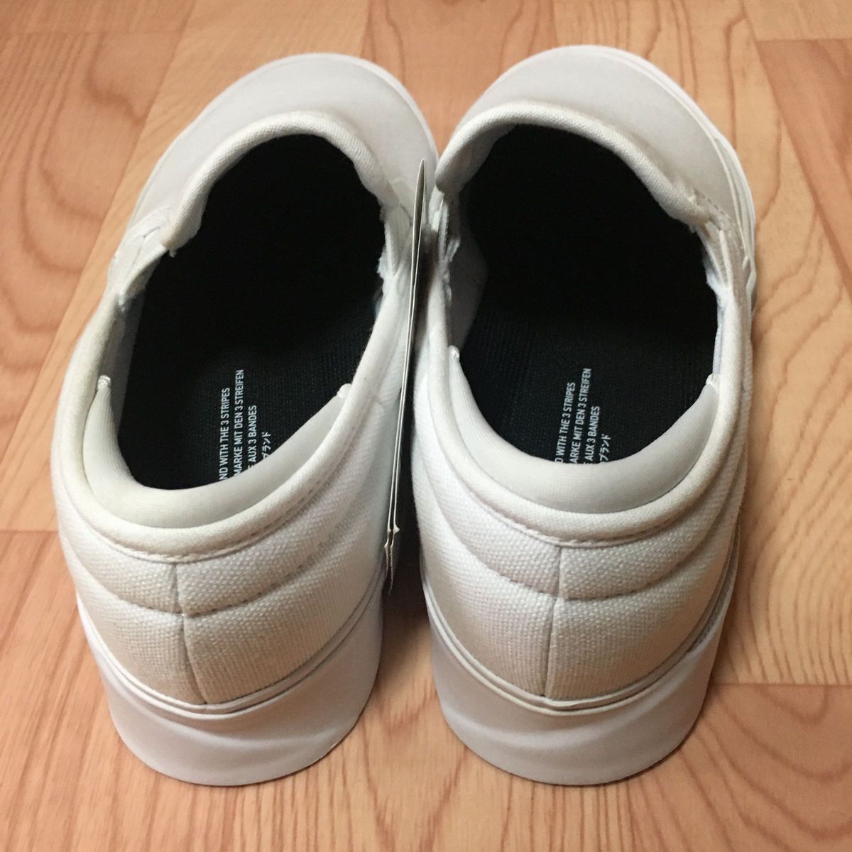 【新品未使用箱ありタグ付き】adidas サバロ　キャンバススリッポンシューズ　25.5cm