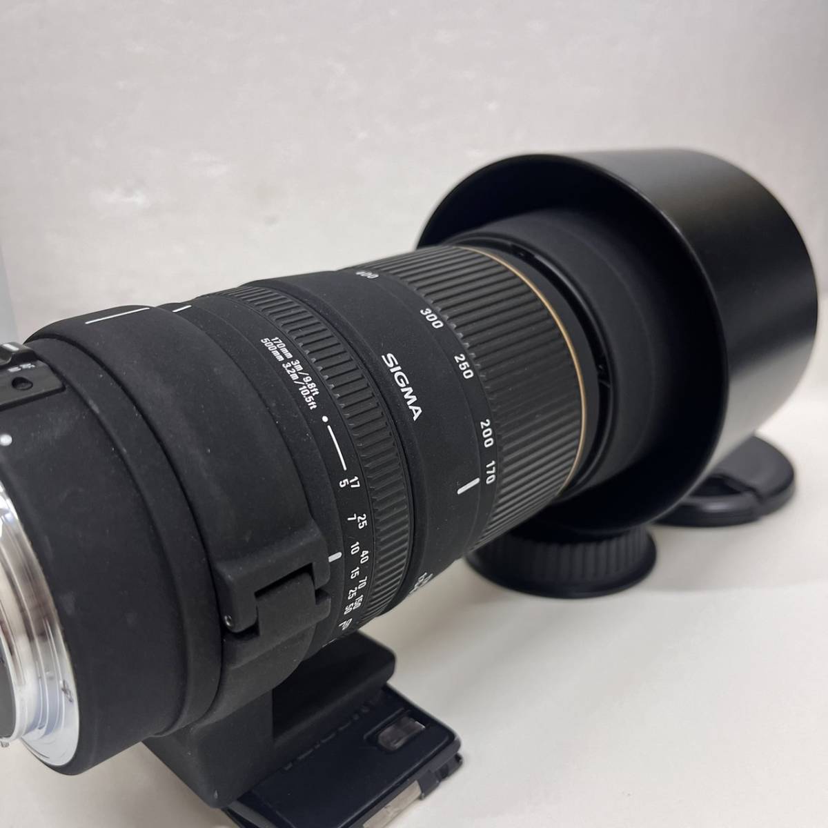 【C-21354】SIGMA シグマ カメラレンズ 170-500㎜ F5-6.3 APODG 台付き 保管品 現状品_画像3