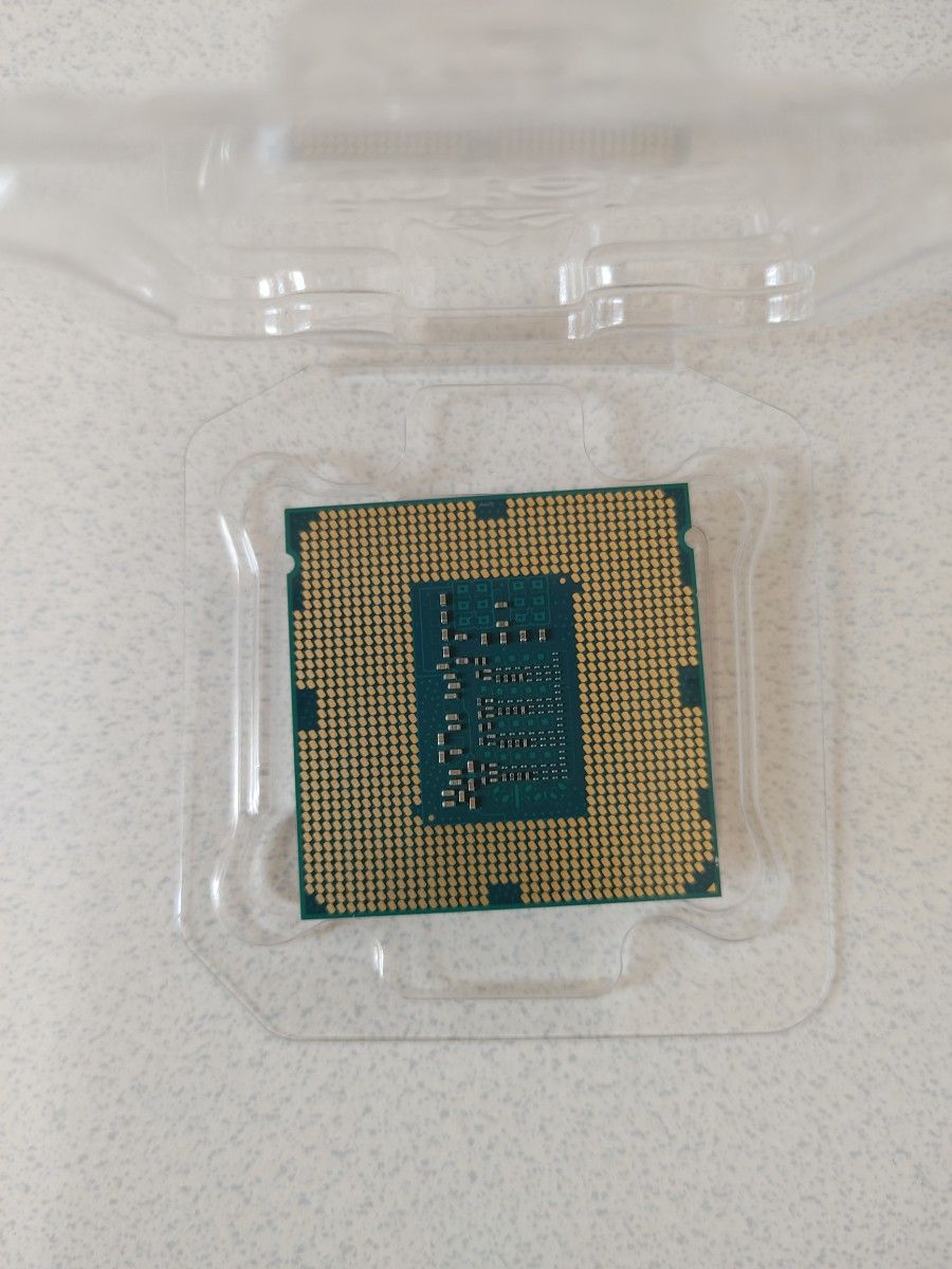 インテル Intel Core I7-4790 CPU 中古PC部品