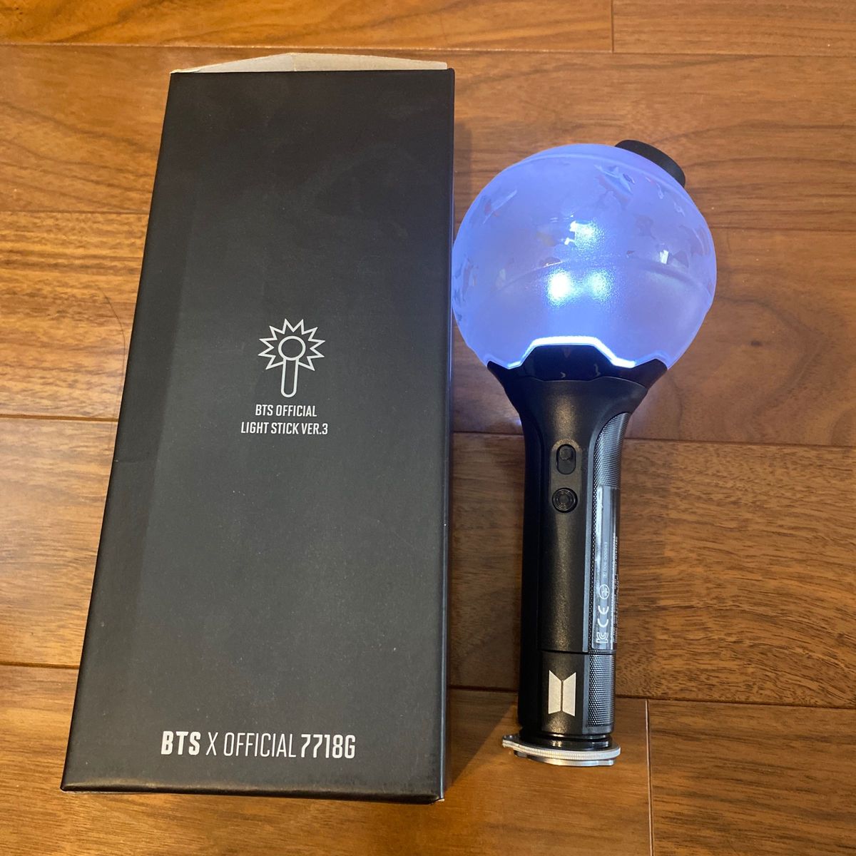 BTS 防弾少年団 バンタン 公式ペンライト OFFICIAL LIGHT STICK BTS 防弾少年団 バンタン 公式ペンライト OFFICIAL LIGHT STICK